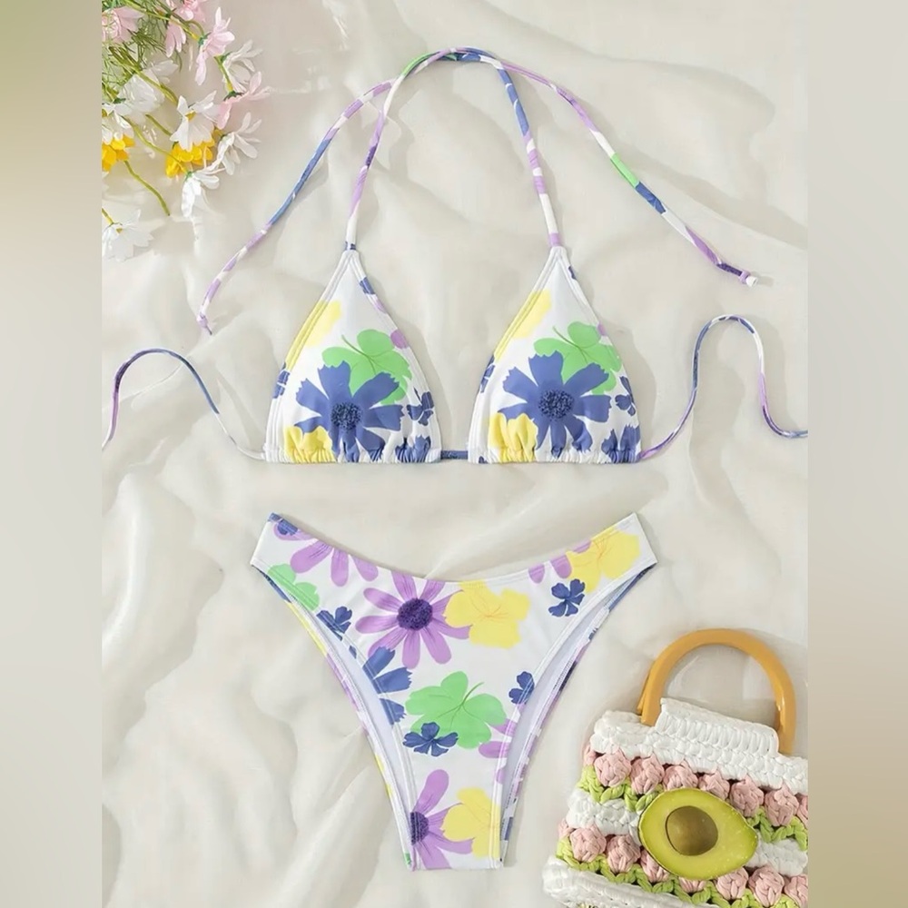 Bikini full set floral design New size Medium